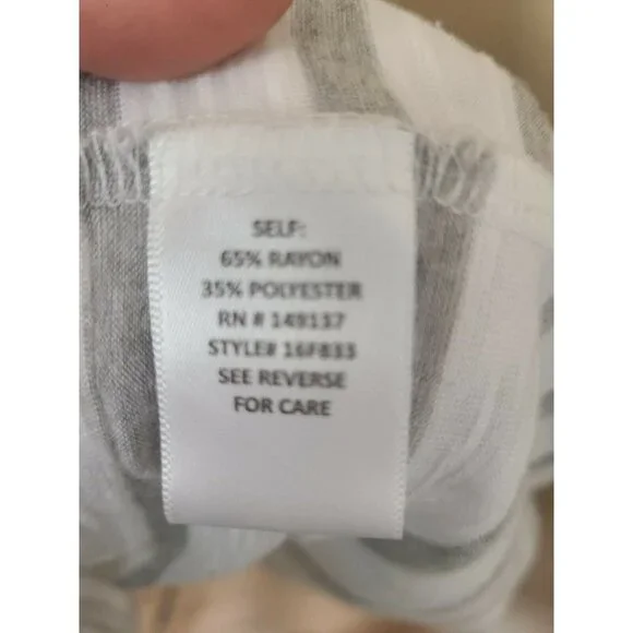 HYFVE Gray White Striped Drape Wrap Front Sleeveless Top Size Medium - Picture 7 of 8